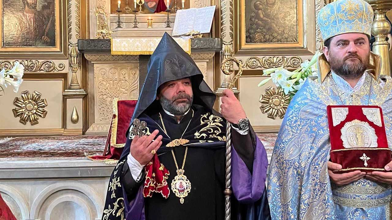 Молебен о благоденствии страны в кафедральном соборе Сурб Геворг епархии ААЦ в Грузии 